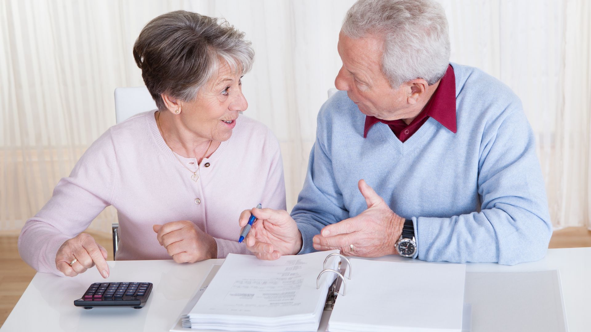 Financial Benefits of Downsizing for Seniors in Indianola